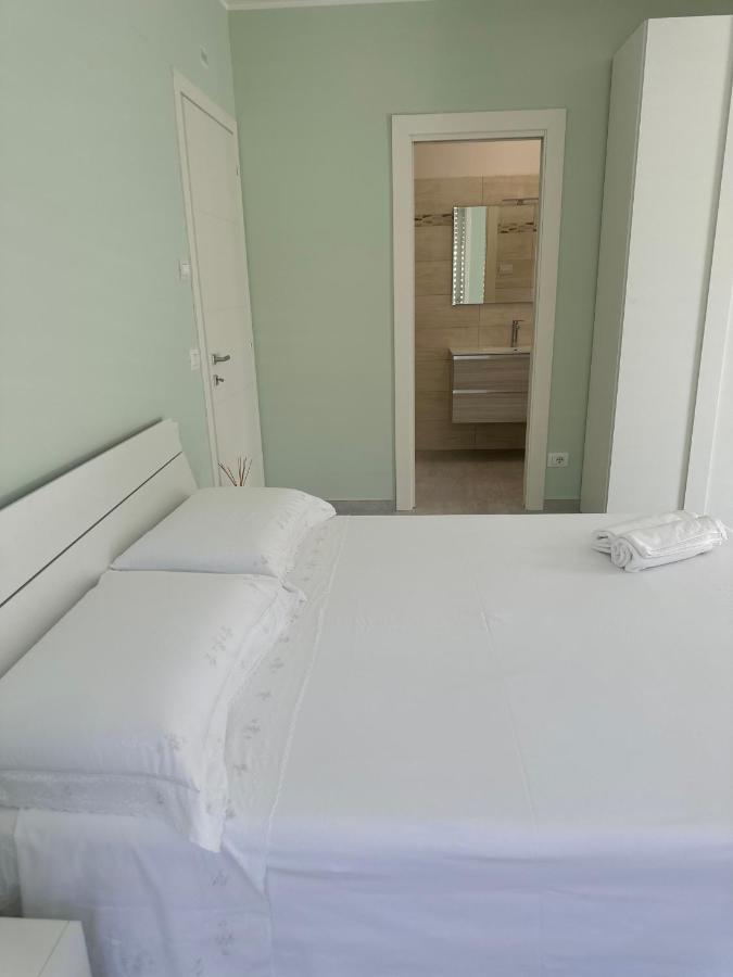 White B&B Pagliare Екстериор снимка