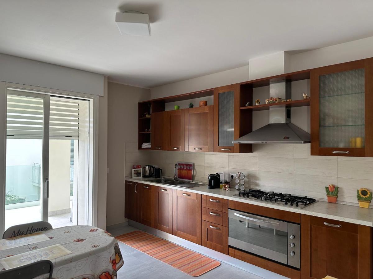 White B&B Pagliare Екстериор снимка